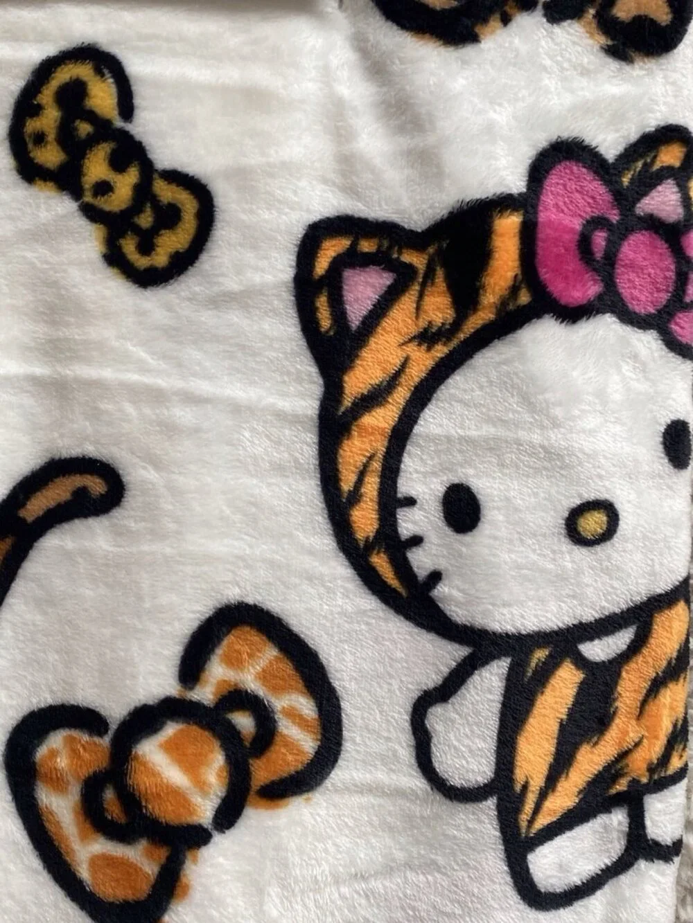 Hello Kitty Animal Print Soft Throw Blanket 50” X 70” Tiger Zebra Cheetah NEW